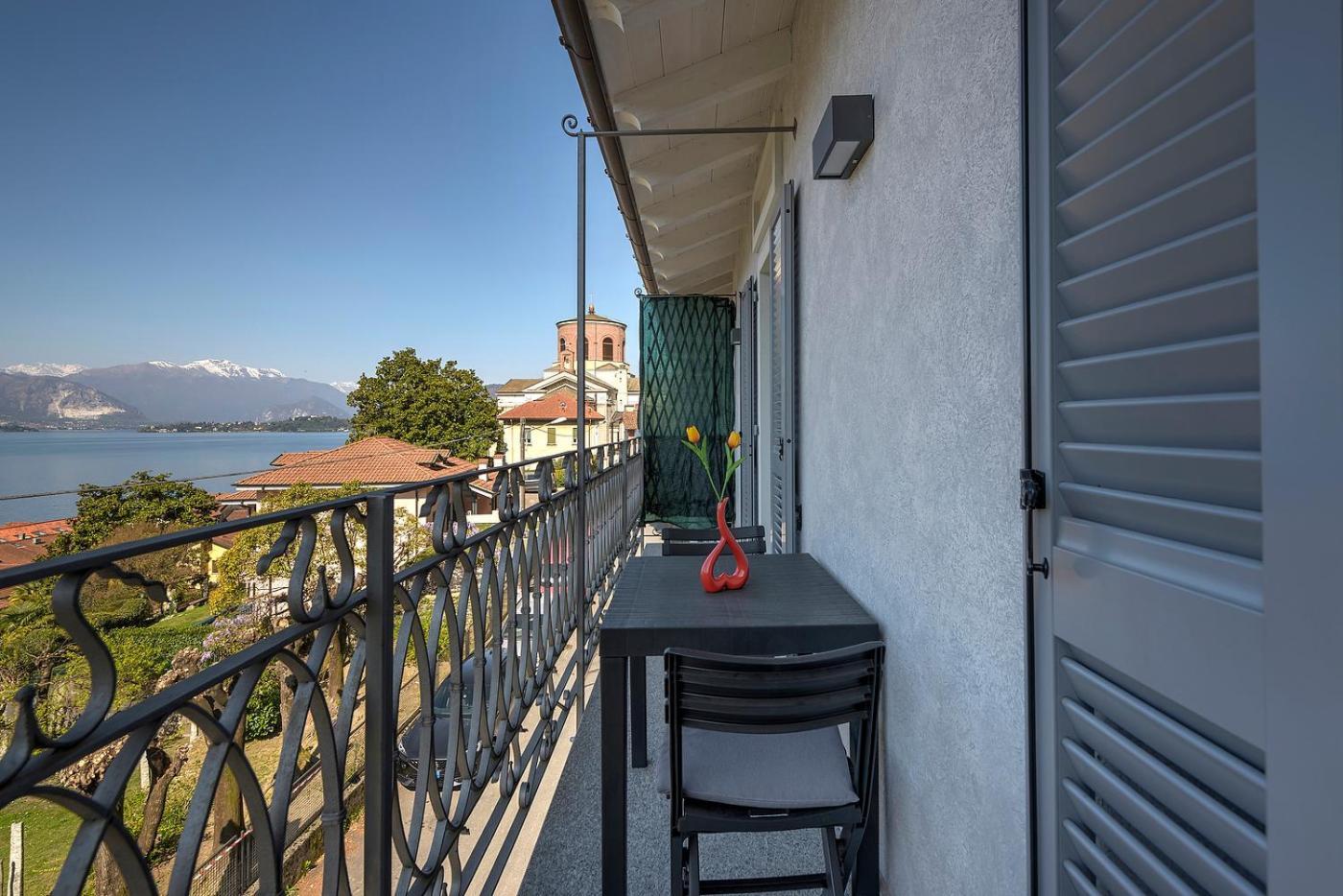 Appartamenti I Fiori Del Lago Laveno Εξωτερικό φωτογραφία